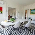 Champs-elysées/arc De Triomphe Apartamento *